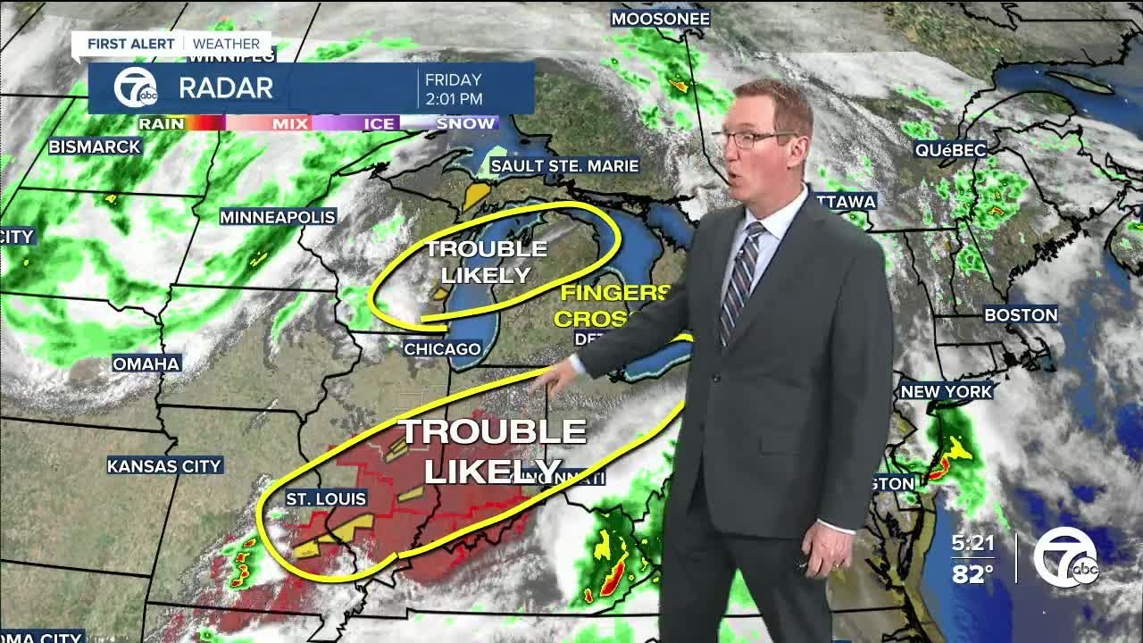 More severe storms possible tonight - YouTube