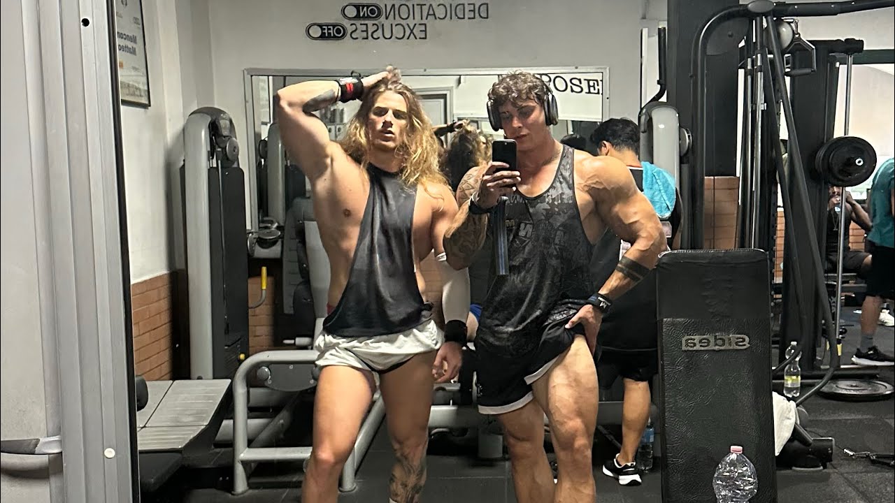 Come NON si perdono i risultati in vacanza- INSEGNO LA FLEXIBLE DIET E IL VERO CEDIMENTO A TARZAN 