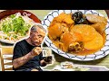 88歳おじぃが作る沖縄の晩ごはん「てびち(豚足)」「ソーメン汁」|三線