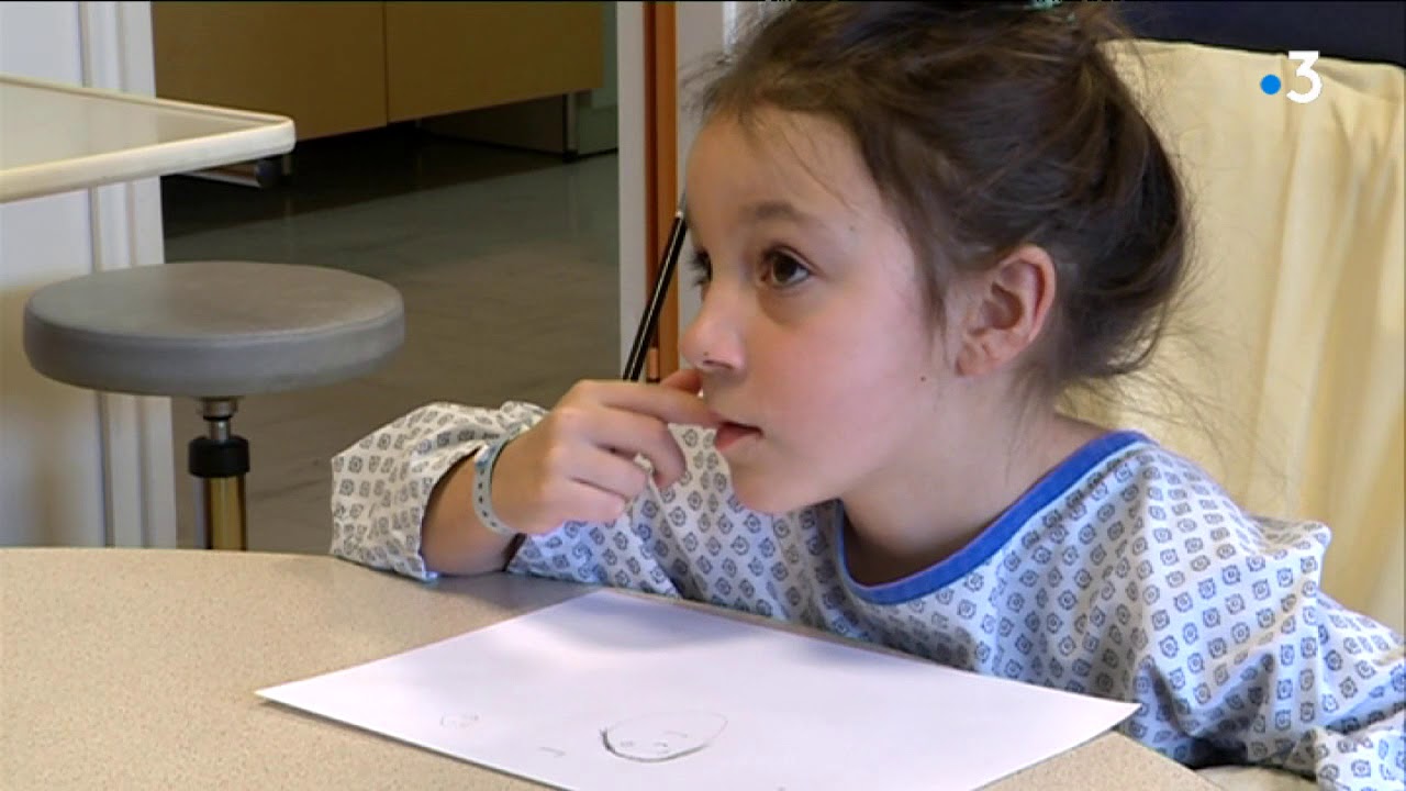 Vivre ensemble : les enfants hospitalisés à Dijon s'initient à la BD