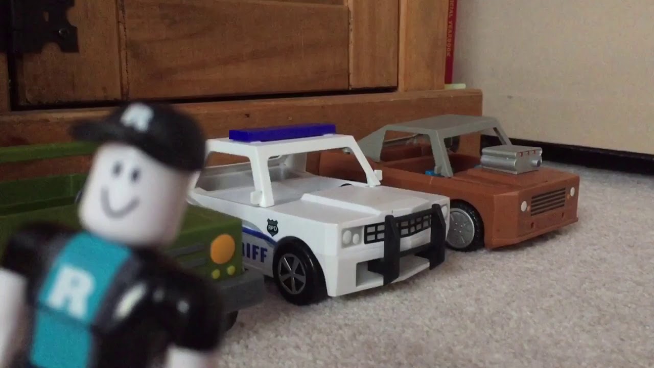 The normal elevator (Roblox in real life)