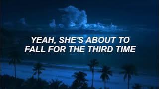 Chase Atlantic - Moonlight (Lyrics)