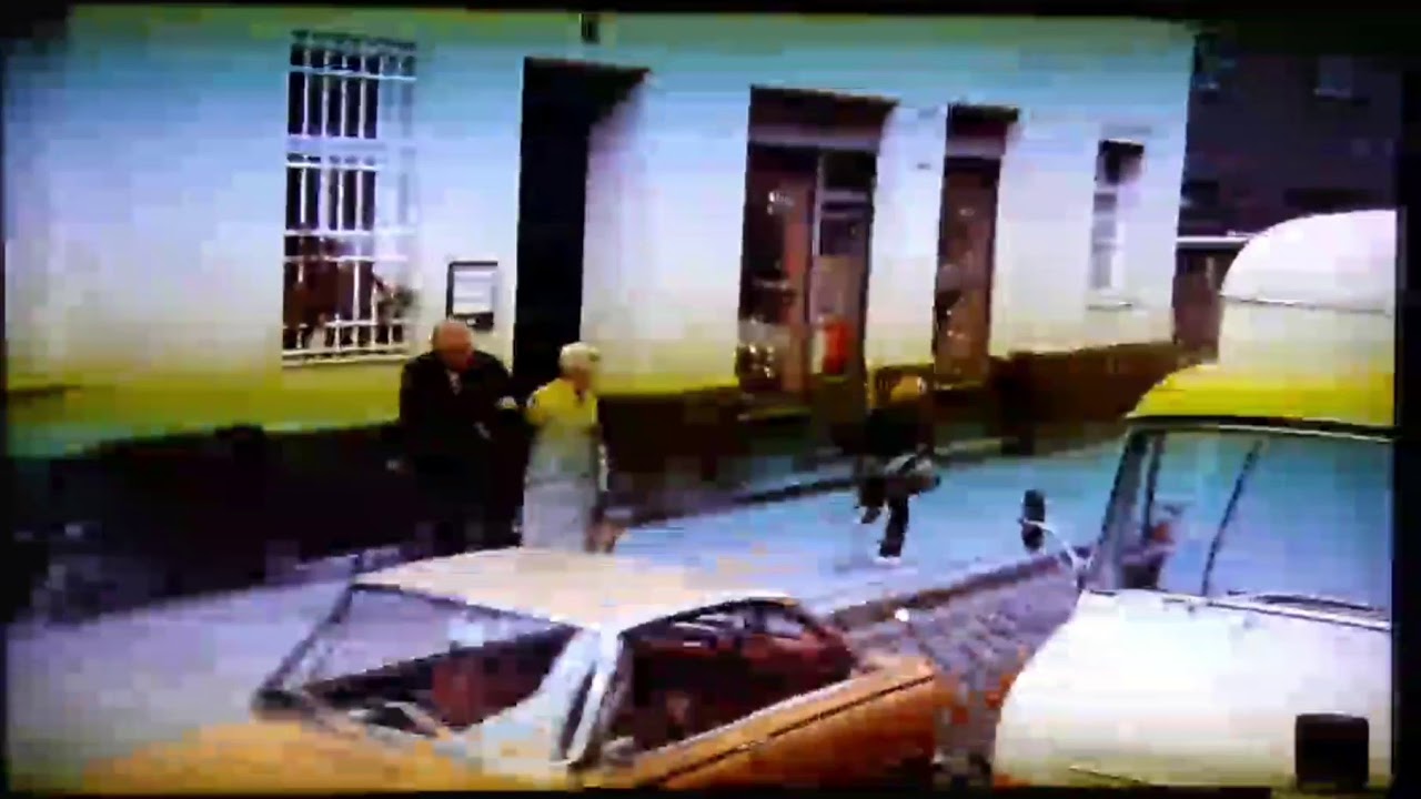 Charlie meets Mr slugworth