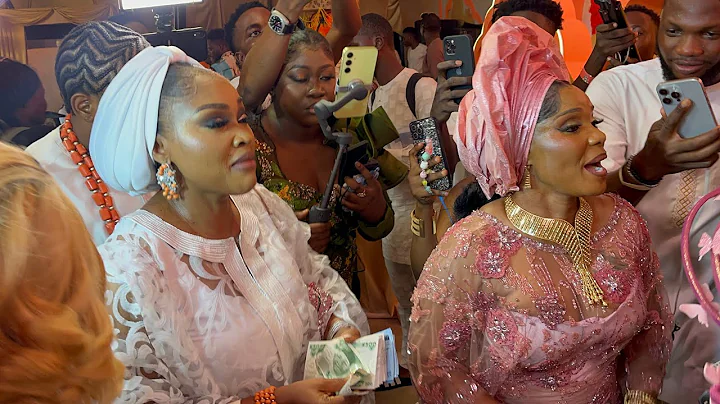 MERCY AIGBE SPRAYED IYABO OJO AT HER DAUGHTER’S WEDDING PARTY
