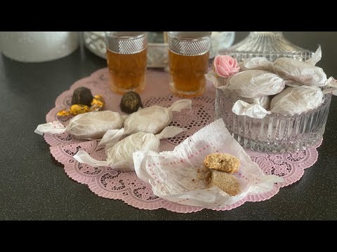 غريبة بالمكسرات هشة ولذيذة تذوب في الفم