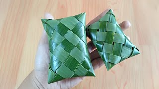 Membuat ketupat bantal cilik | Kreasi Janur