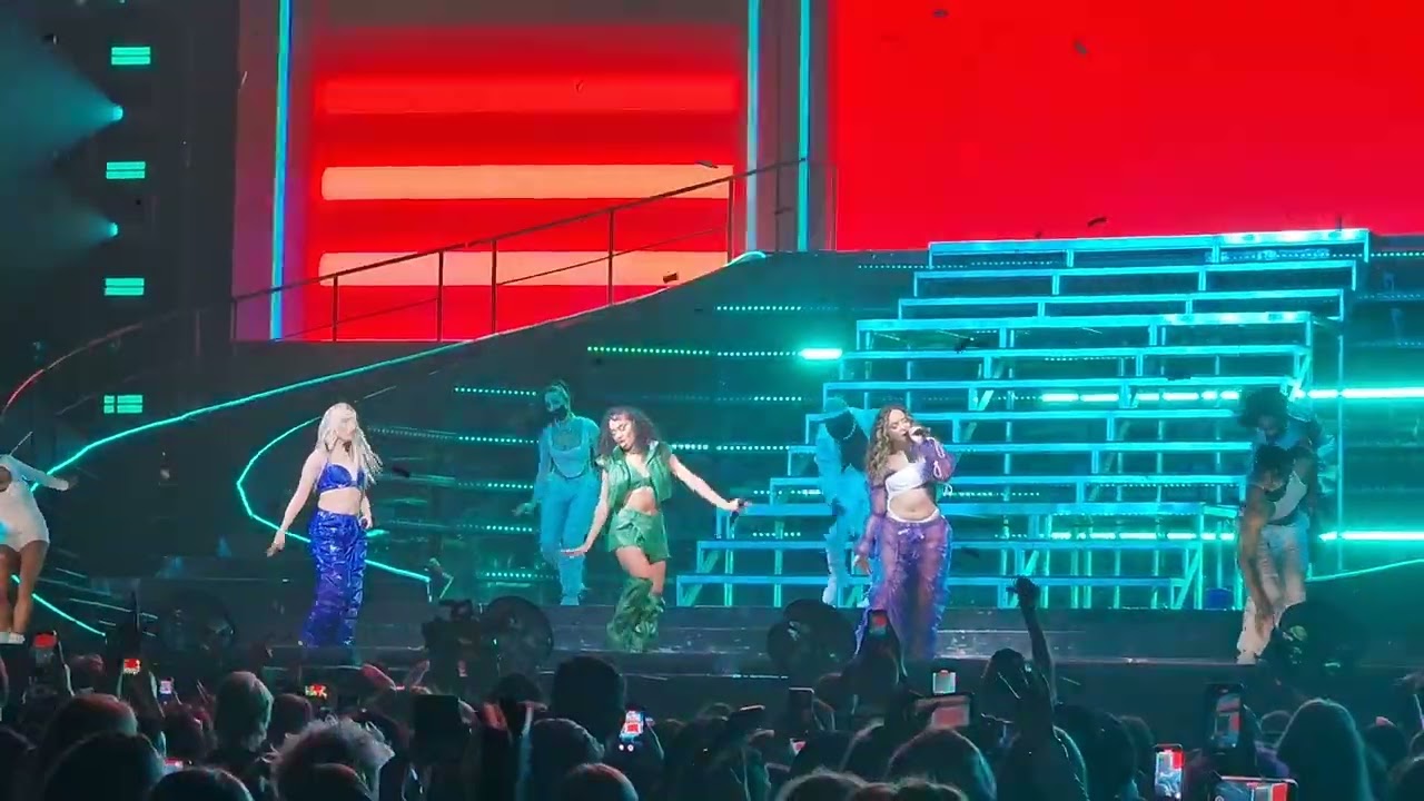 Little Mix Confetti 🎊 (Live)(Newcastle 15/4/22)(Confetti Tour) 4K Quality YouTube