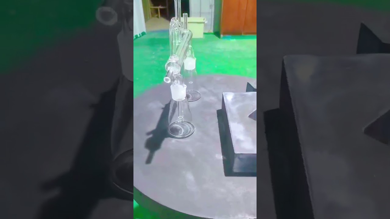 Quartz glass tubes spliced ​​into strange shapes 