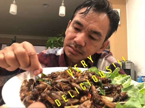 khmer-food-=how-to-deep-fried-crickets