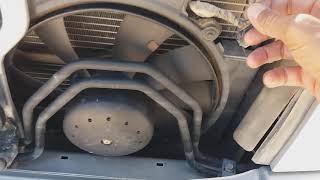 الجزء الأول مرسيدس أحيانا ترتفع الحرارة والمروحة لا تعمل Mercedes w210 e320 auxiliary fans sometimes