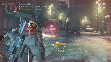 the division 1 darkzone builds. going rogue.  nomad. electronics and stamina with.