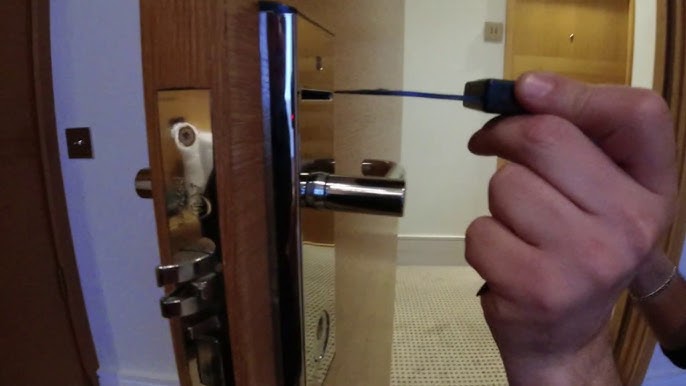 How to Open Hotel Door Without Key Card