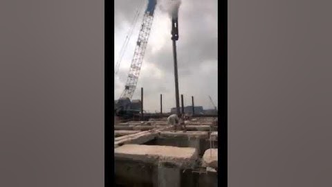 Đóng cọc bê tông D800 dài 45m trên nền đất yếu