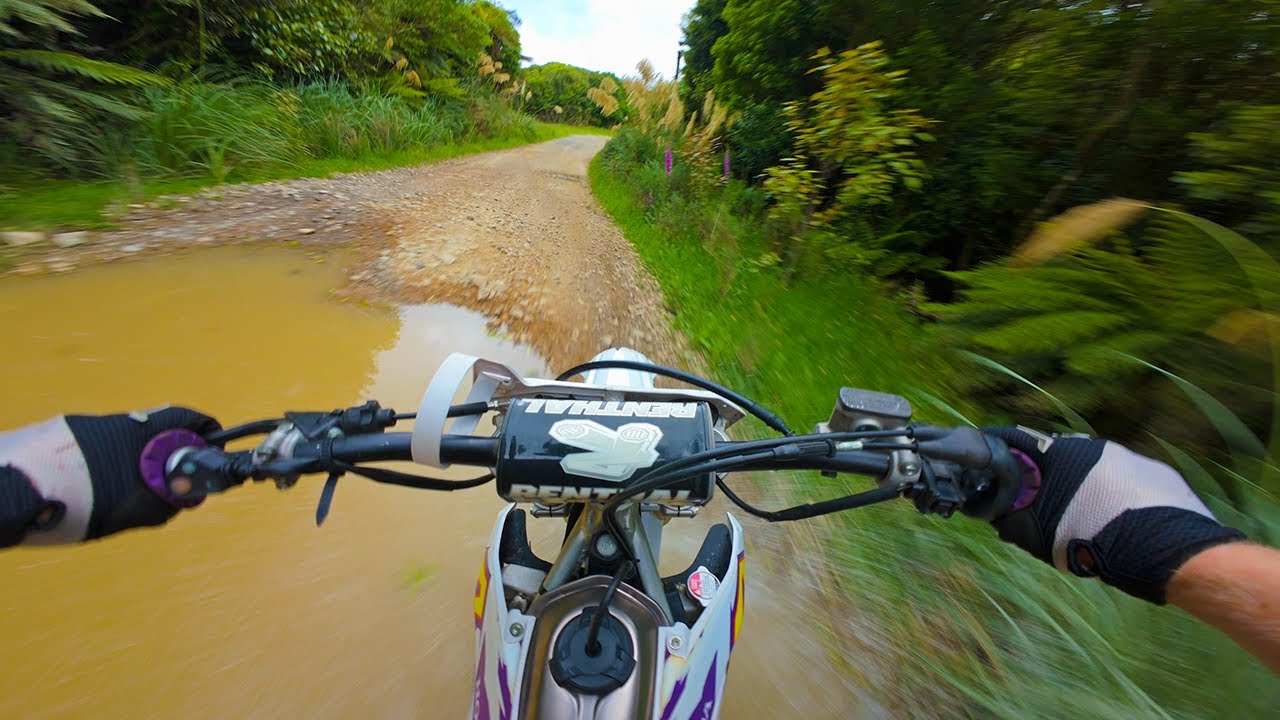 AKATARAWA, NEW ZEALAND TRAIL RIDE (RAW SOUND)