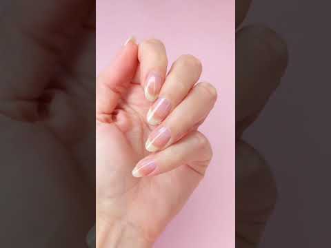Video: Sådan repareres negle efter en gelmanicure: 12 trin (med billeder)