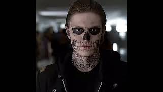 TATE LANGDON//Daddy issues The neighborhood