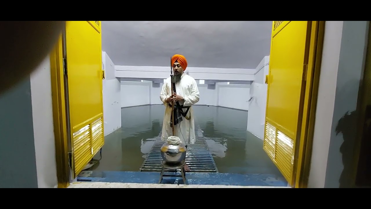 Да благословит вас Господь и дарует вам вечное явление.