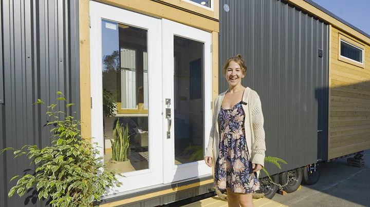 Stunning Single-Story Tiny House  - Ex Wide & High Ceilings!