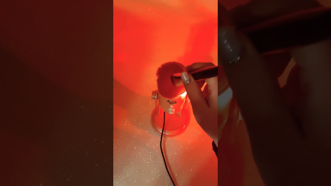 red paint brush, Asmr