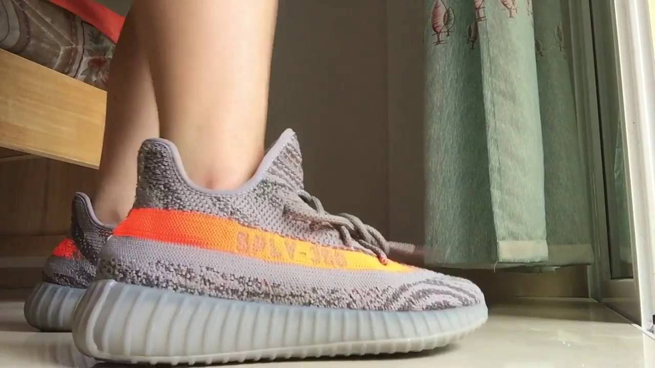 Manchuria Sobrio Picasso Adidas Yeezy 550 Boost "SPLY 350" On Feet !! - YouTube