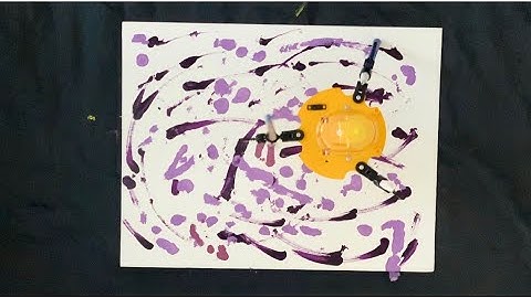 ROBOT PAINTS - Timelapse painting with my STEM robot doodler