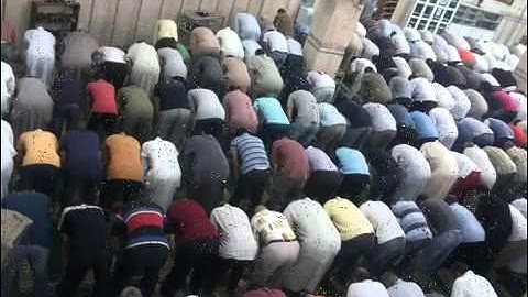 تلاوة من سورة البقرة بصوت القارئ محمد عباس‬   YouTube