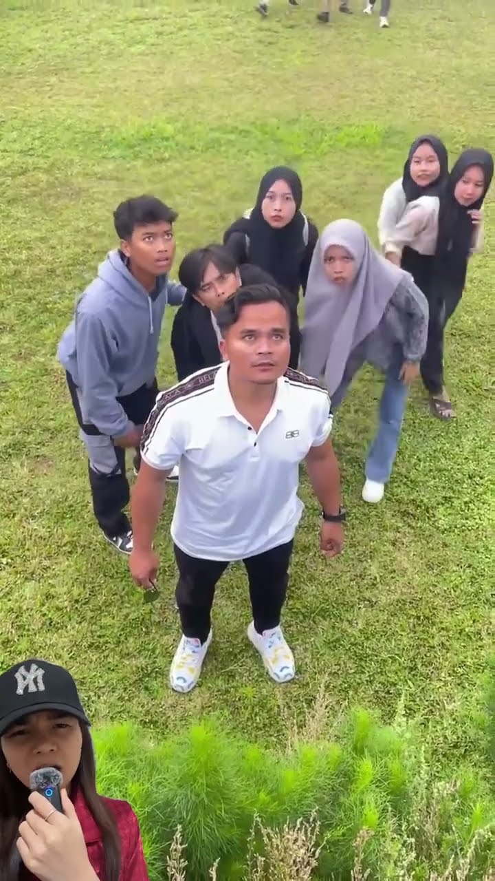 PAK GURU LIATIN APA SIH ⁉️PENASARAN TERNYATA ??#shorts #funny #dubbing