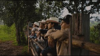 Capricho y sus Mochomitos - El Mexicano (visualizer)