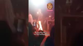 Mc Pierre humilha fã fora do país