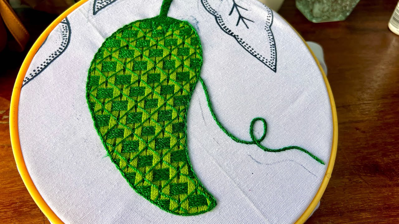 CÓMO BORDAR UN CHILE 🌶️ Puntada fácil para un chile o cualquier otro diseño @Tus ideas en bordados