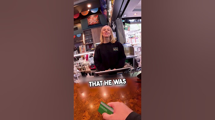 Kind Waitress Helps Man Feed Homeless People 🥺