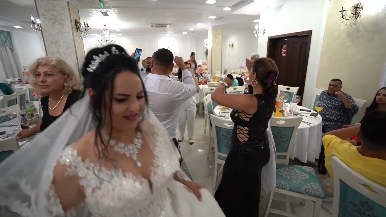 Ce talent ai in Balmain -Toni de la Brasov - Nunta Emil&Aurelia - Contact foto-video: 0745919887