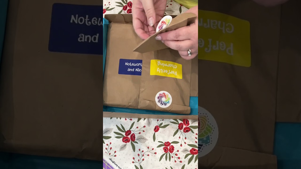 Opening Day 9 of the Cotton Cuts 'Rosa Your Way' Christmas Box!