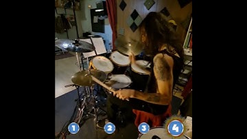 Thumbnail of IRON MAIDEN - "Wasted Years" Intro maravillosa
