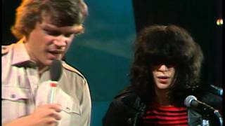 1981 Mandagsborsen Interview w The Ramones