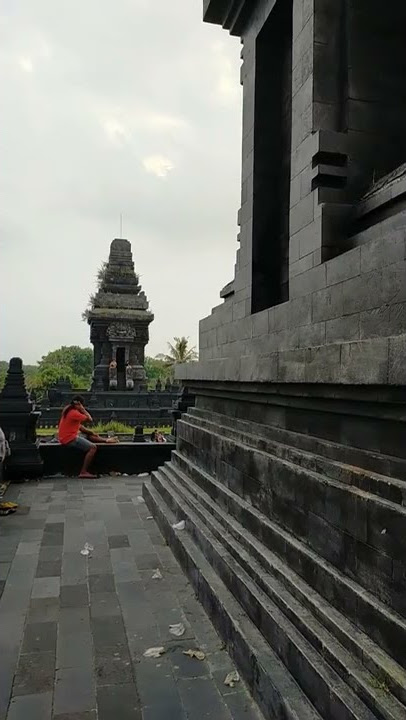 Tugu Perbatasan Jawa Timur dengan Jawa Tengah #shorts #jatimhits #tuban