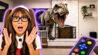 Dinosaurs Escaped from Soso's TV! Dinosaur TV Remote