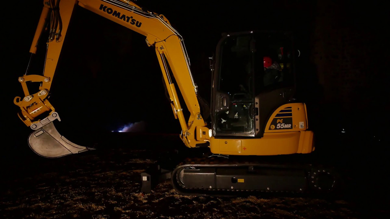 Komatsu MR-5 mini excavators - YouTube