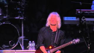 DennisDeYoung - Band Intro & Short Story - Bergen Pac Center - Englewood, N.J. 7/10/2014