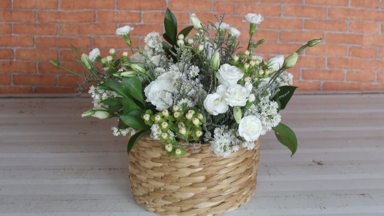 Como fazer arranjo para centro de mesa ‹ Art Fleur ›