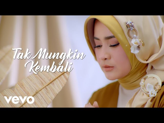 Ikke Nurjanah - Tak Mungkin Kembali (Official Lyric Video) class=