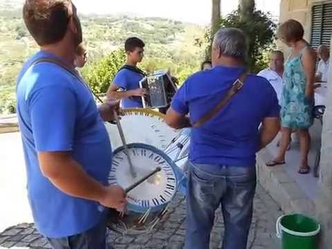 Festa de Paredes de Viadores_2015_Bombos_Grilo_Bai&atilde;o_P1