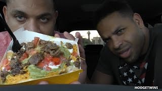 Eating Del Taco Carne Asada Fries @Hodgetwins