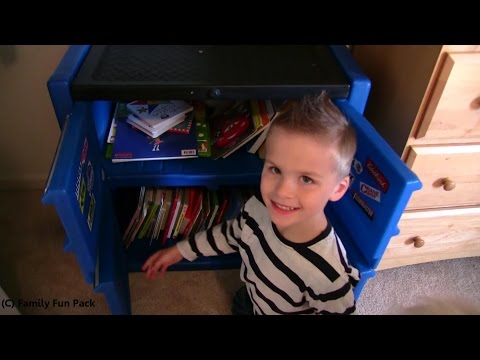 Twins Room Tour - Zac & Chris || Family Fun Pack