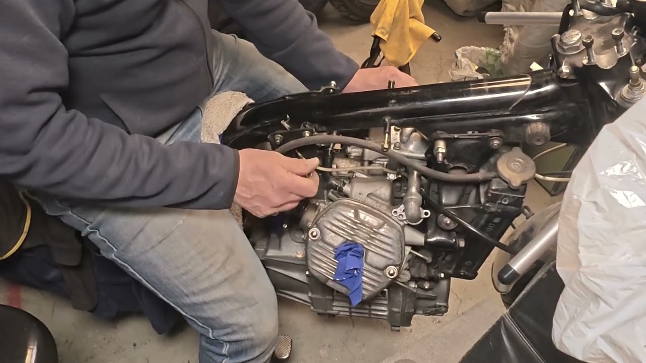 Hondan cx 500 del 4 slang montage