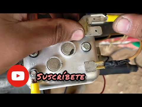 Video: ¿Cómo se conecta un generador a un regulador de voltaje?