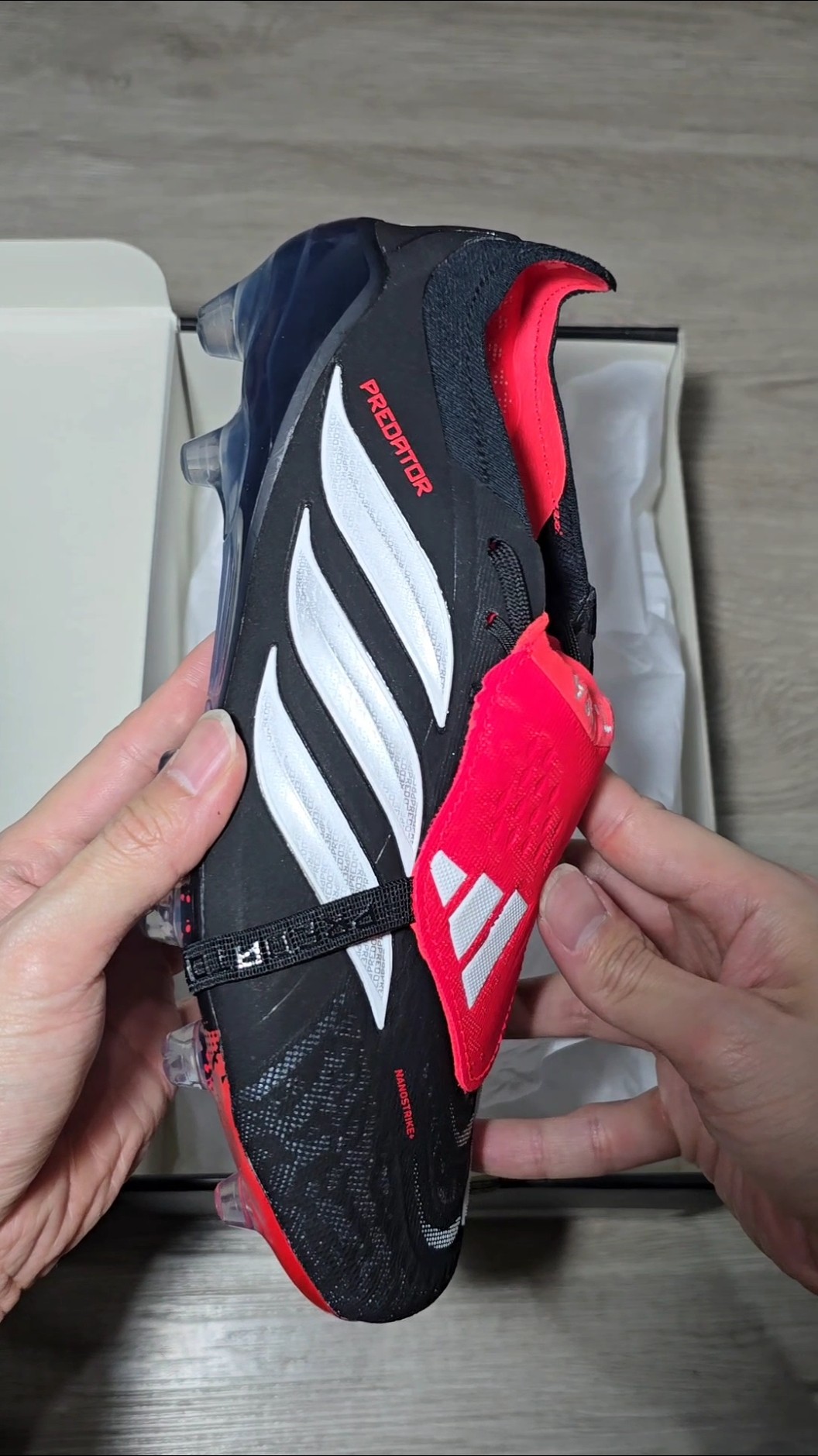 Unboxing! Adidas Predator 26 Elite FT HG/AG 'Immortal DNA' - YouTube