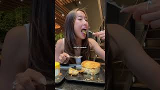 Pistachio oatmilk lattes…IN SINGAPORE!!! 🤤🇸🇬☕️ #singapore #cafe #changiairport #pistachio Pistachio oatmilk lattes…IN SINGAPORE!!! 🤤🇸🇬☕️ #singapore #cafe #changiairport #pistachio
