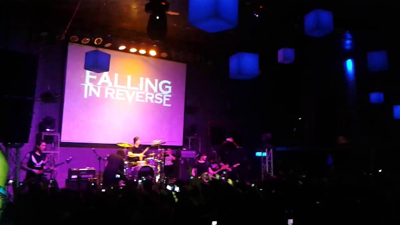 Falling In Reverse en Chile - Born to Lead