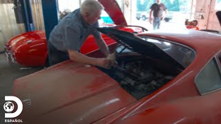 Intentan reparar antiguo Dino GT 246 | Buscando autos clásicos | Discovery en español